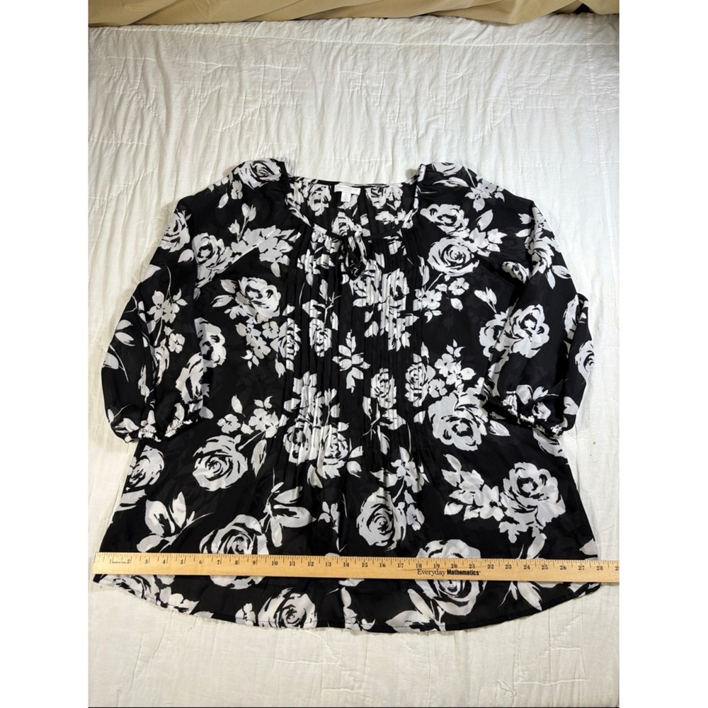 Charter Club Woman Black White Floral Pleated Tie Neck Blouse 2X Plus Size - Picture 7 of 10